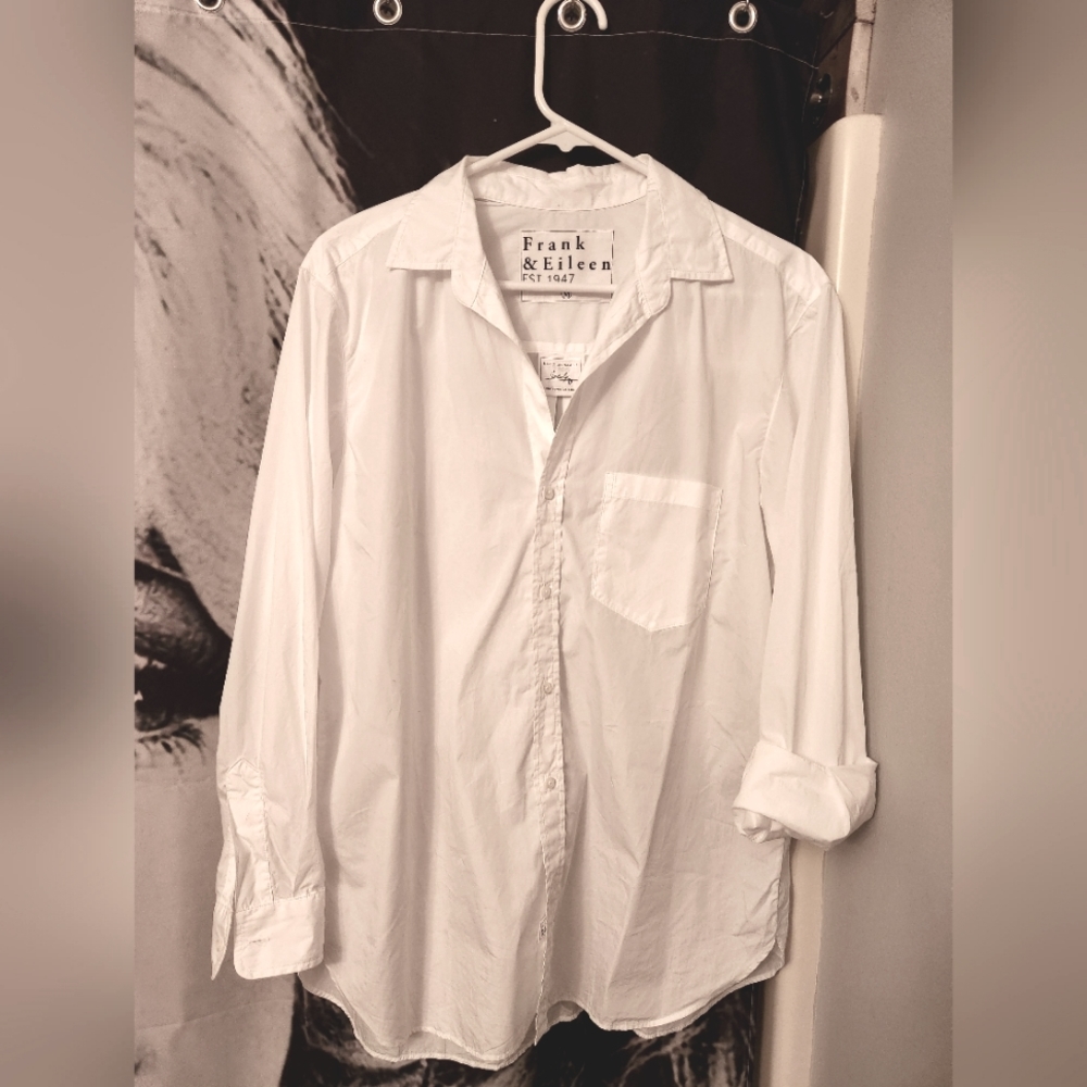 Frank and Eileen NWOT Joedy in white